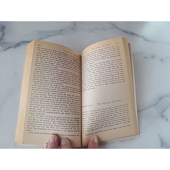 Far From The Madding Crowd By Thomas Hardy Paperback - Picture 7 of 10